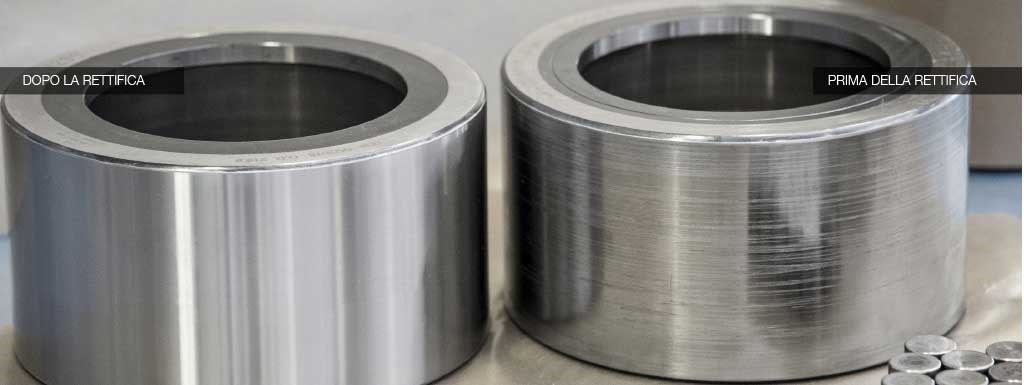 Back-up rolls before and after grinding